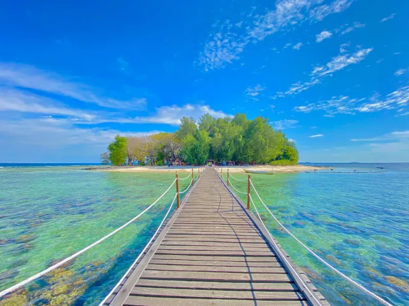 Pulau Panambungan